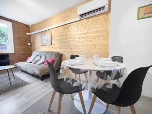 Terrasse, parking & confort au cœur de Carcassonne