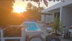 NEW- Ericeira Design Villa- 10 min from Beach, pool and great view