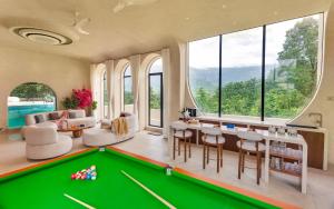 SaffronStays Roman Holiday