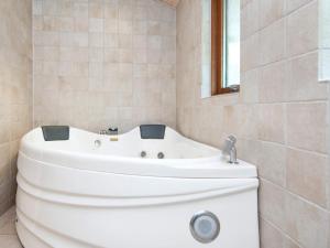 6 person holiday home in Ansager