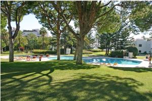 Beachside Luxury Apartment in Puerto Banus - Club Playas del Duque