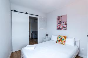 Porto Riverville Apartments