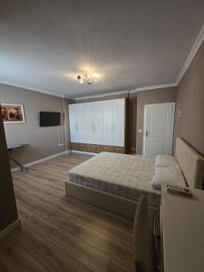 Muli 1 Bedroom Apartment