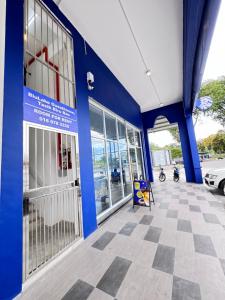 RTS - BluLake Guesthouse Tasik Biru Bau