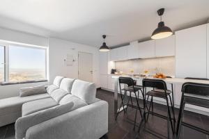 LUXURY HOMEs MOJACAR PUEBLO WITH PANORAMIC VIEWS A POOL JACUZZI AND ROOFTOP GYM