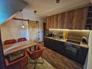 Alpine House Mina - Rooms & Apartments