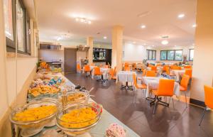 Hotel Residence Ulivi E Palme