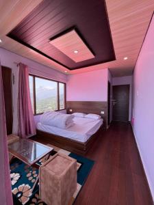 Mount Valley Martolia Resort