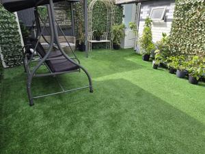 Ensuite room with private entrance and private garden