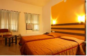 Hotel Orient Crown, Kolhapur