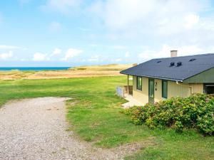 6 person holiday home in Lemvig-By Traum