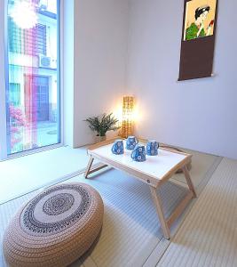 虹の屋 大阪通天閣すぐそば 和風三階建て一軒家 最大16名宿泊可能 地下鉄徒歩2分 2泊以上のみ