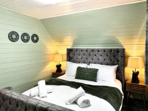 Arawn 4 - Hot Tub - Dog friendly - Family