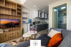 lovely fully furnished studio apartment in kilimani with unbeatable city views