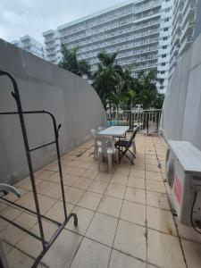 Family Suite with Big Balcony and Pool View