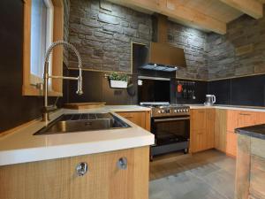 Grandeur Villa with Sauna & Jacuzzi in Durbuy