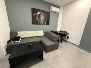 Apartment in the center of Alicante Black Luxury By Elconserje