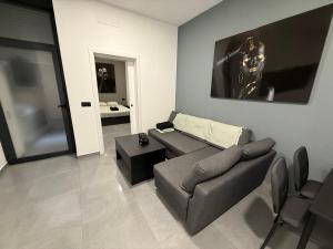 Apartment in the center of Alicante Black Luxury By Elconserje