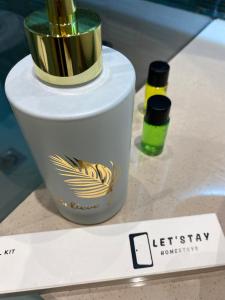 Letstay- DLF Phase 1 Gurugram