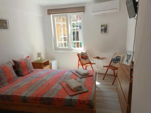 Wendy House - Central Sofia - 3BRDR - Private Courtyard - 5 min to Vitosha blvd