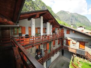 Apartment in Antey-Saint-André near Ski Area