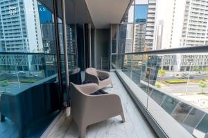 Elegant 1 BR Apartment in J One Tower