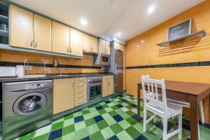 Precioso,Amplio y Céntrico Calle San Antonio,reformado, al Lado de la Catedral de Oviedo