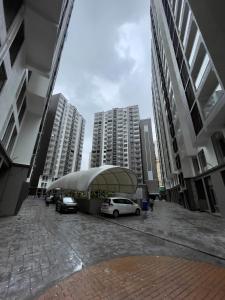 Powai lake & Hiranandani view