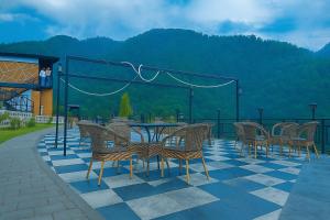 Nature on the Rocks Glamping Resort