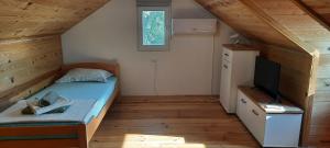 House with pool and seaview