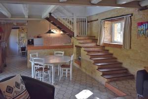 Vialard Haut piscine privée au nord de Sarlat