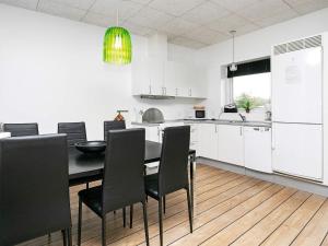 6 person holiday home in Ringkøbing
