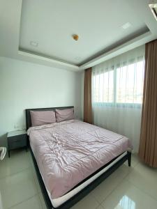 Pool Access Room In Arcadia