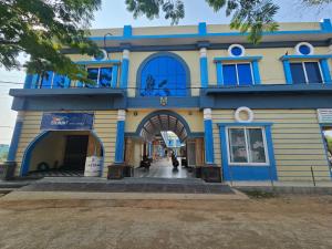 Hari har inn celebrations