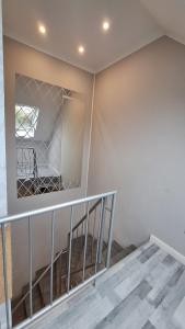 Modern apartment near airport