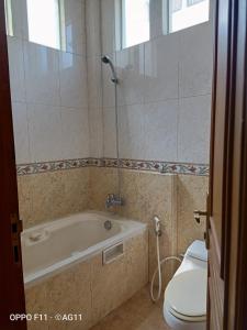 Villa Marwah Bandung - Big Spacious Private Swimming Pool Mountain View