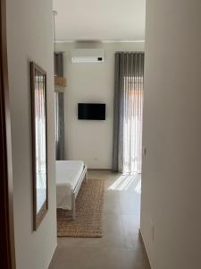 B&B Blueberry by Calabria and Chill