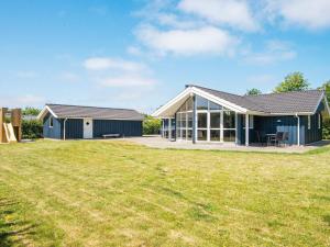 Luxury Retreat with Spa - By Traum Ferienwohnungen - 3hvězdičkové hotely ve městě Falen