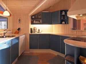6 person holiday home in Frederiksværk-By Traum