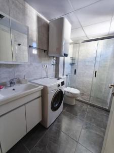 İda Life Detached Villa with Pool