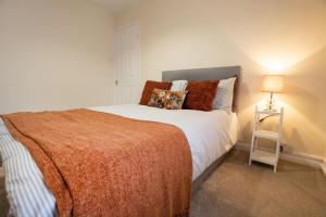3BR Central Cheltenham - Near Racecourse Sleeps 5