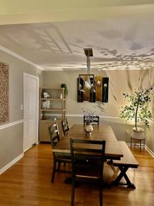 Island Charm, Near Tybee