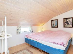 Holiday Home with Terrace & Fire Pit