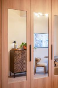 Stunning Seapoint Studio with epic Sunset views and Garage