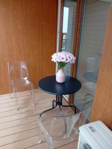 Apartment K18 z balkonem