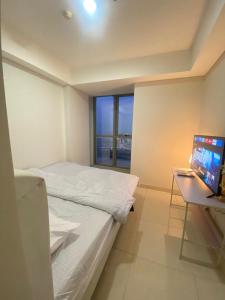 Gold Coast PIK SeaView TV43Inch by Micky Studio 3