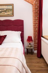 RETRO CLASSIC - Wesoła, VAT, 24h