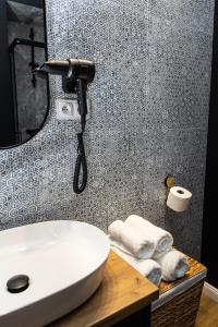 RETRO VINTAGE - Wesoła, VAT, 24h