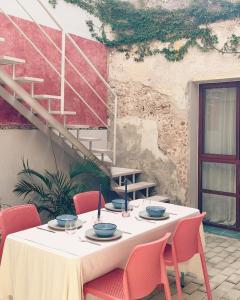 Casa Tuch. Suites independientes de diseño. Retiro de lujo, oasis de paz.