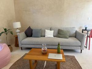 Casa Tuch. Suites independientes de diseño. Retiro de lujo, oasis de paz.